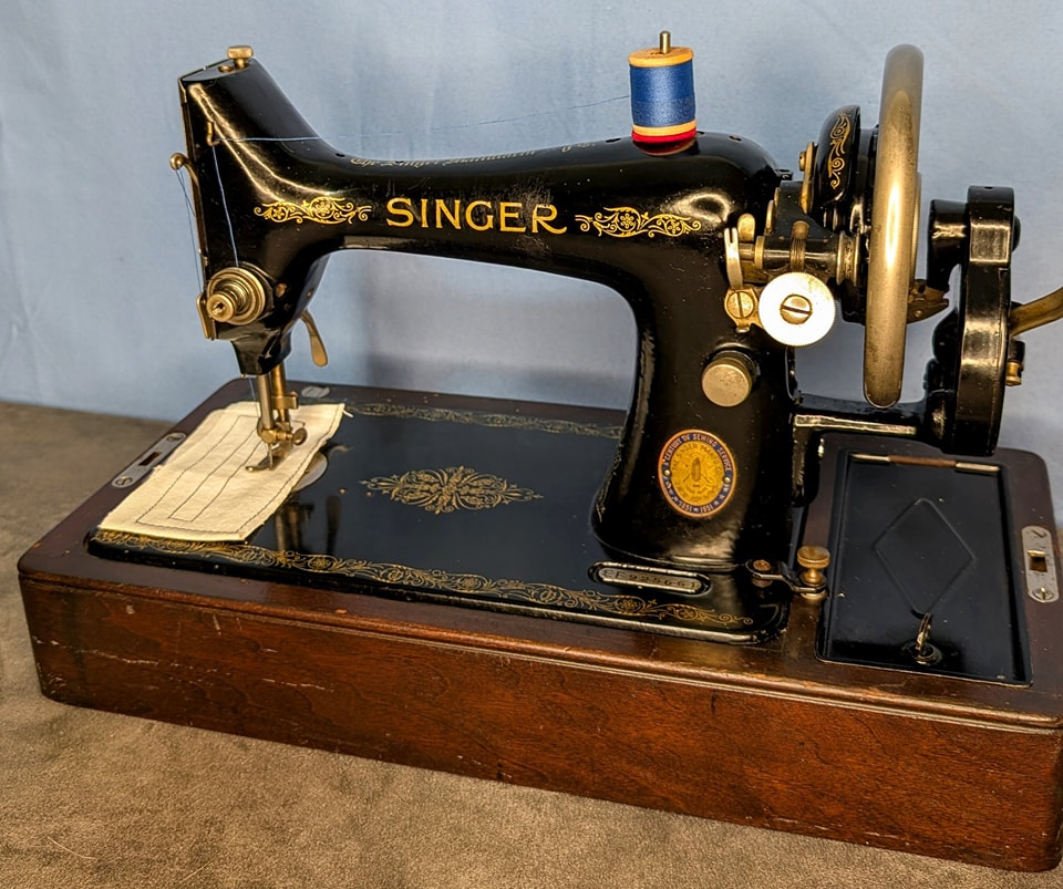 A 1950 Singer 99k Bentwood Handcrank Centennial